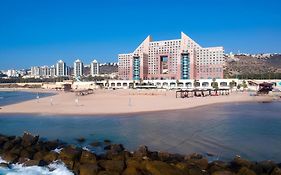 Almog Boutique apartments מגדלי חוף הכרמל חיפה